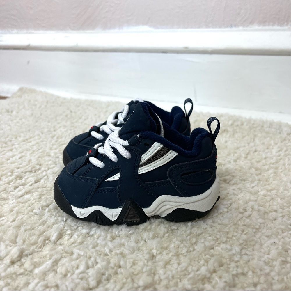 Fila Sneakers - Picture 4 of 10